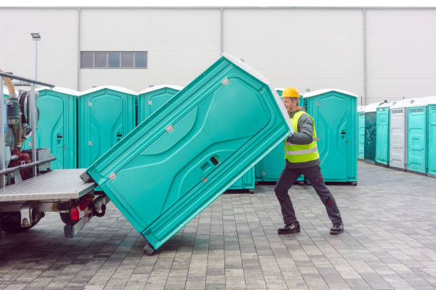 Best Construction site porta potty rental  in Janesville, IA